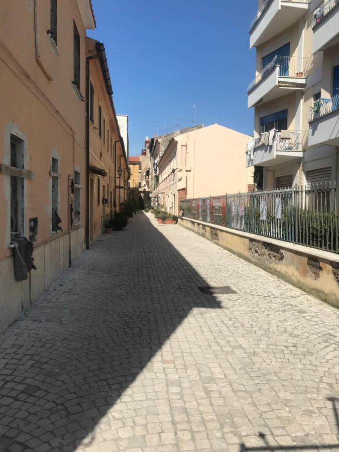 B E B Riviera Di Levante Террачина Экстерьер фото