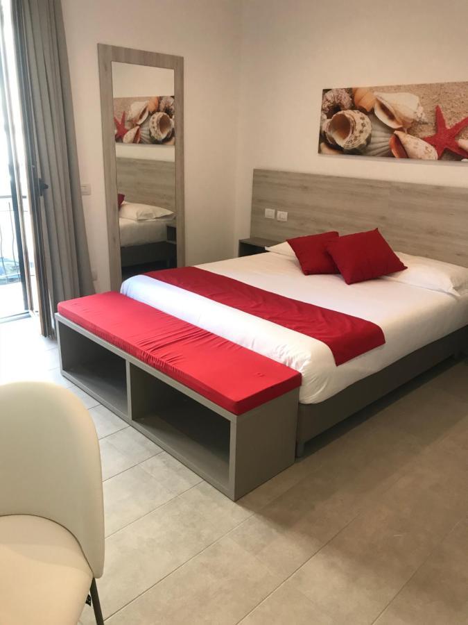 B E B Riviera Di Levante Террачина Экстерьер фото
